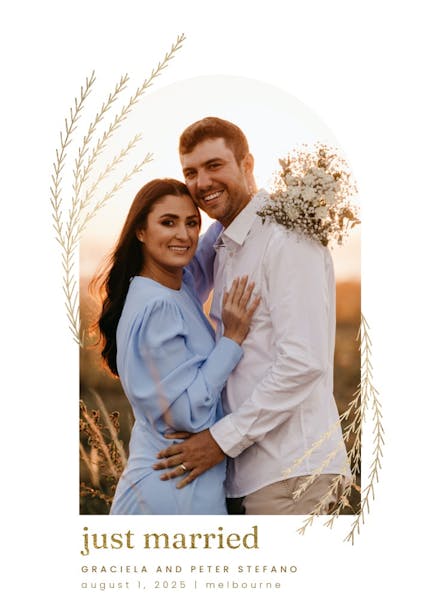 Arch with shiny branches - wedding announcement