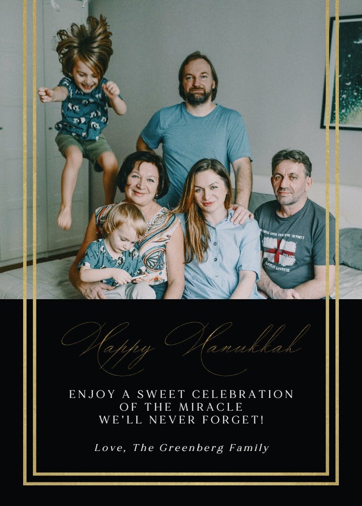 Modern golden lines - tarjeta de hannukah