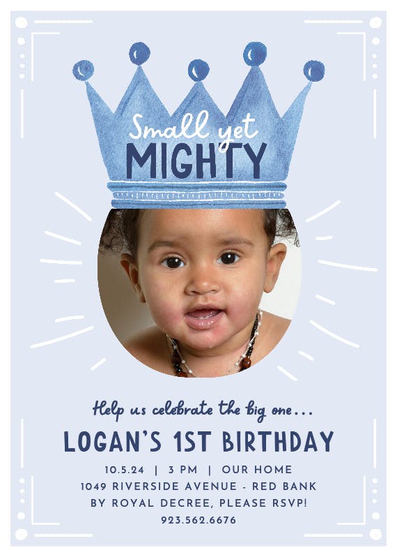 Small yet mighty -  invitación de cumpleaños