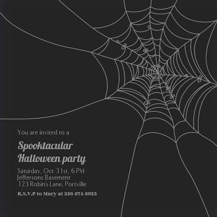 Wispy Web Gray - Invitación De Halloween