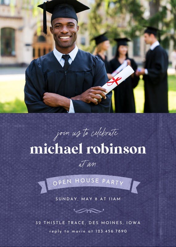 Great grad photo - graduation party invitation
